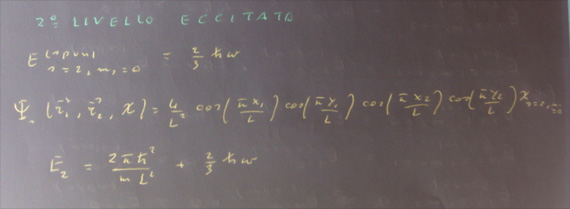 meccanica quantistica, particella in una scatola,autofunzioni dell'energia